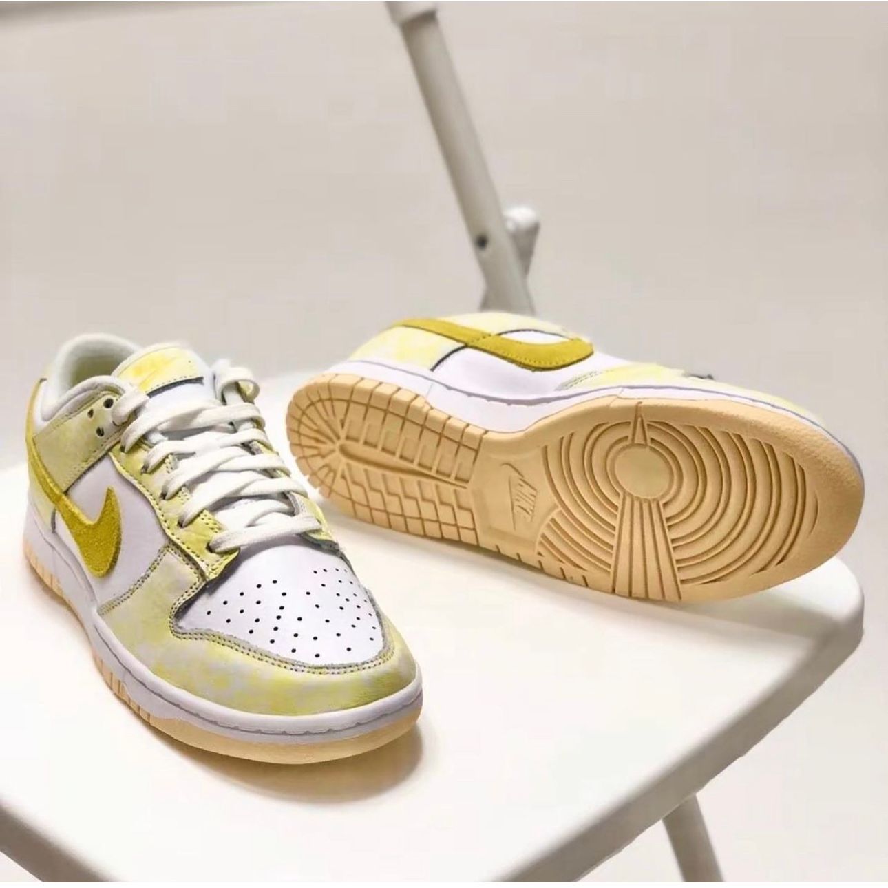 Nike Dunk Low “Yellow Strike“ (DM9467-700)