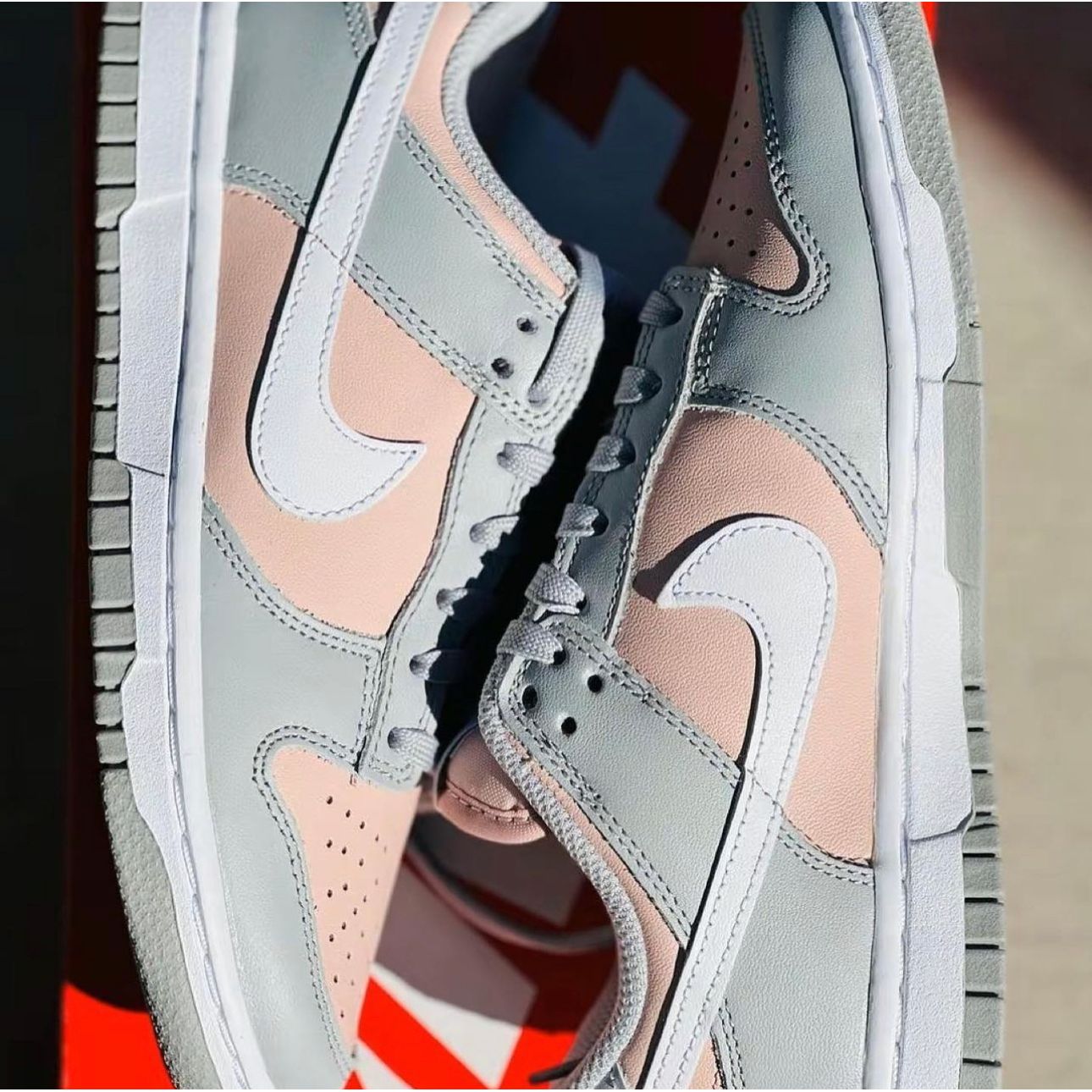 Nike Dunk Low “Pink/Grey“ (DM8329-600)