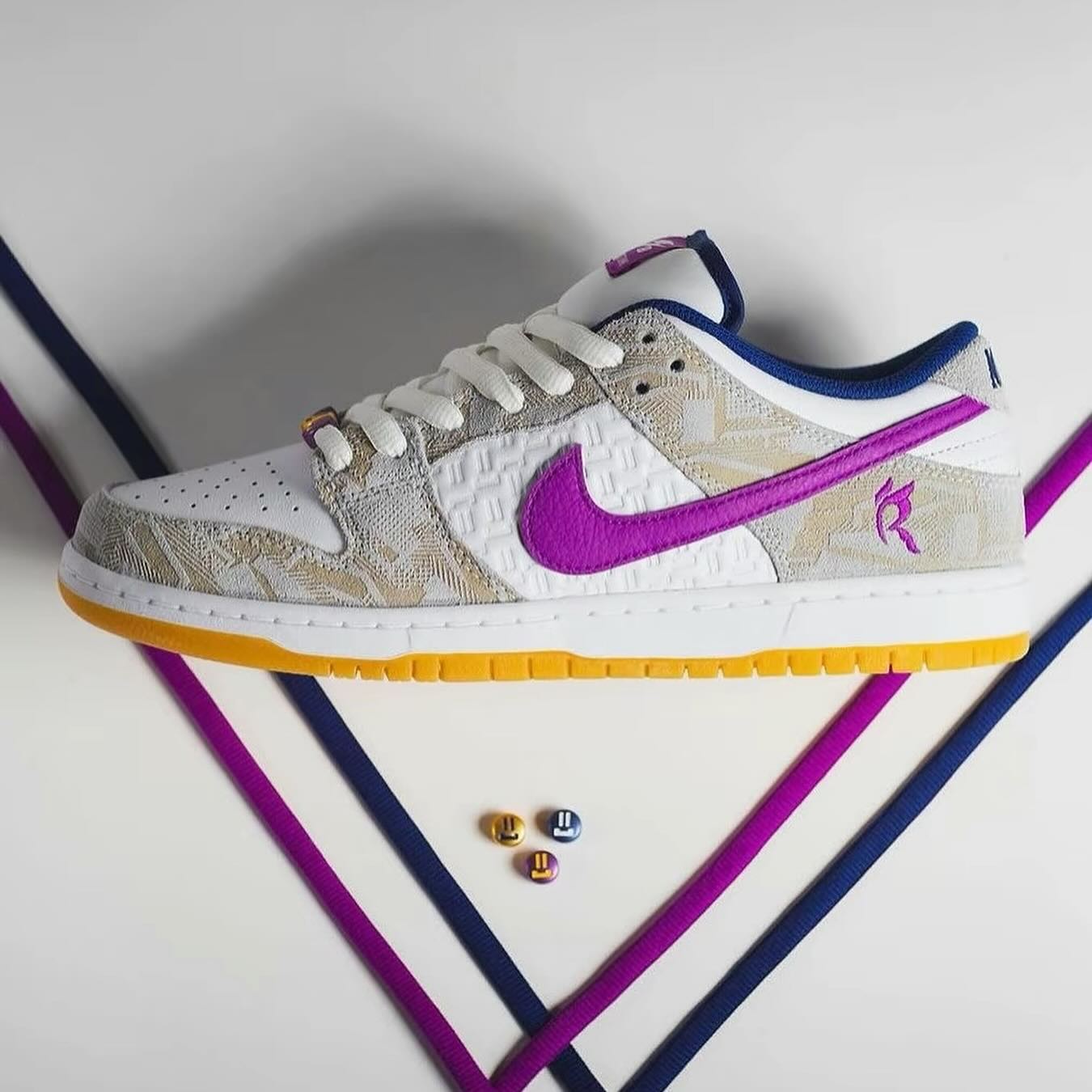 Rayssa Leal-Nike Dunk Low Pure Platinum and Vivid Purple (FZ5251-001)