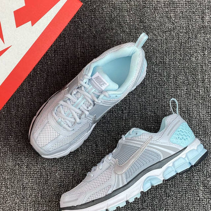 Nike Zoom Vomero GS Y2K銀灰藍(HQ3255-043)