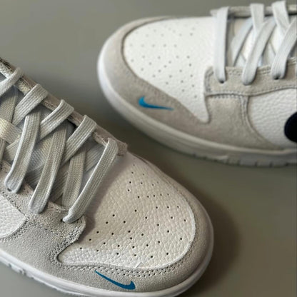 Dunk Low Mini Swoosh 黑白灰 (FJ4227-001)