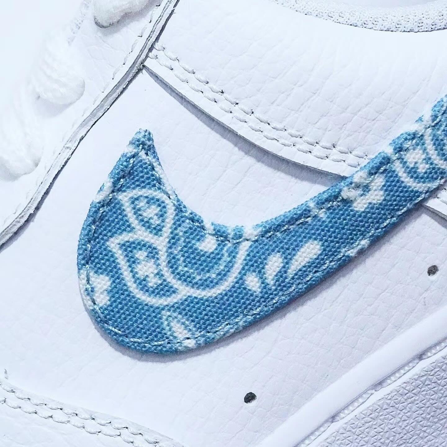 Nike Air Force 1 Low - White Worn Blue Paisley (DH4406-100)