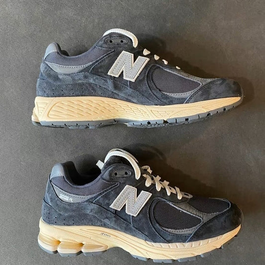 New Balance 2002R // Navy色 黃底 (M2002RHO)