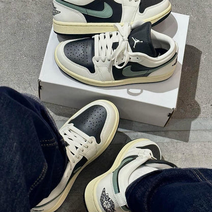 Nike AIR JORDAN 1 LOW ”JADE SMOKE“ (DC0774-001)