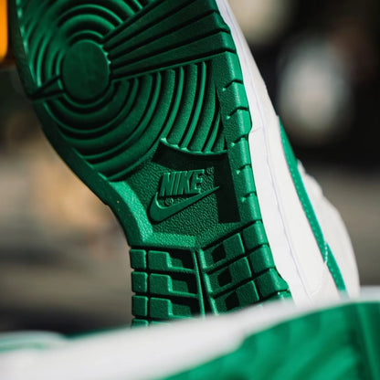 Nike Dunk Low Retro Summit White Malachite Green (DV0831-107)