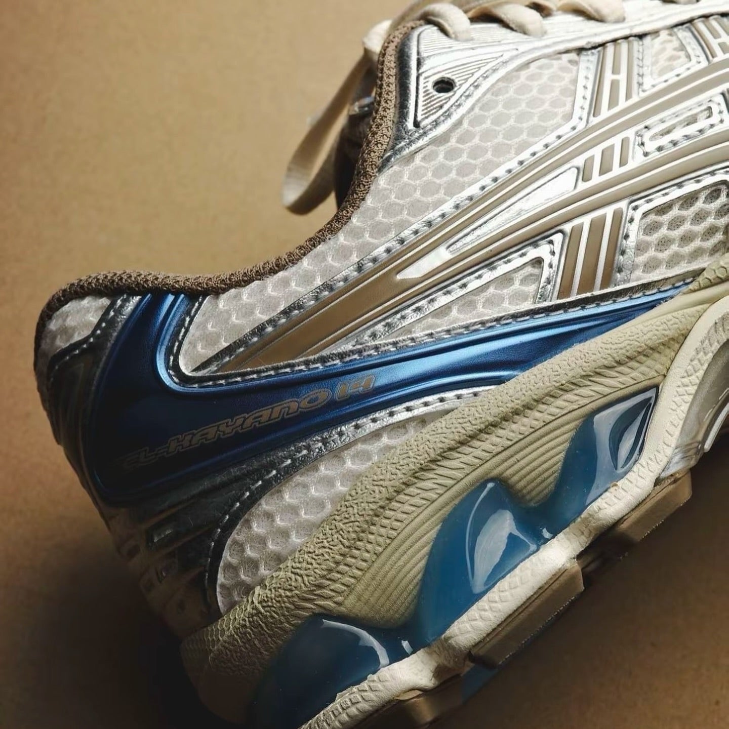 ASICS Gel-Kayano 14 Cream Pepper 銀灰金藍 (1202A056-113)