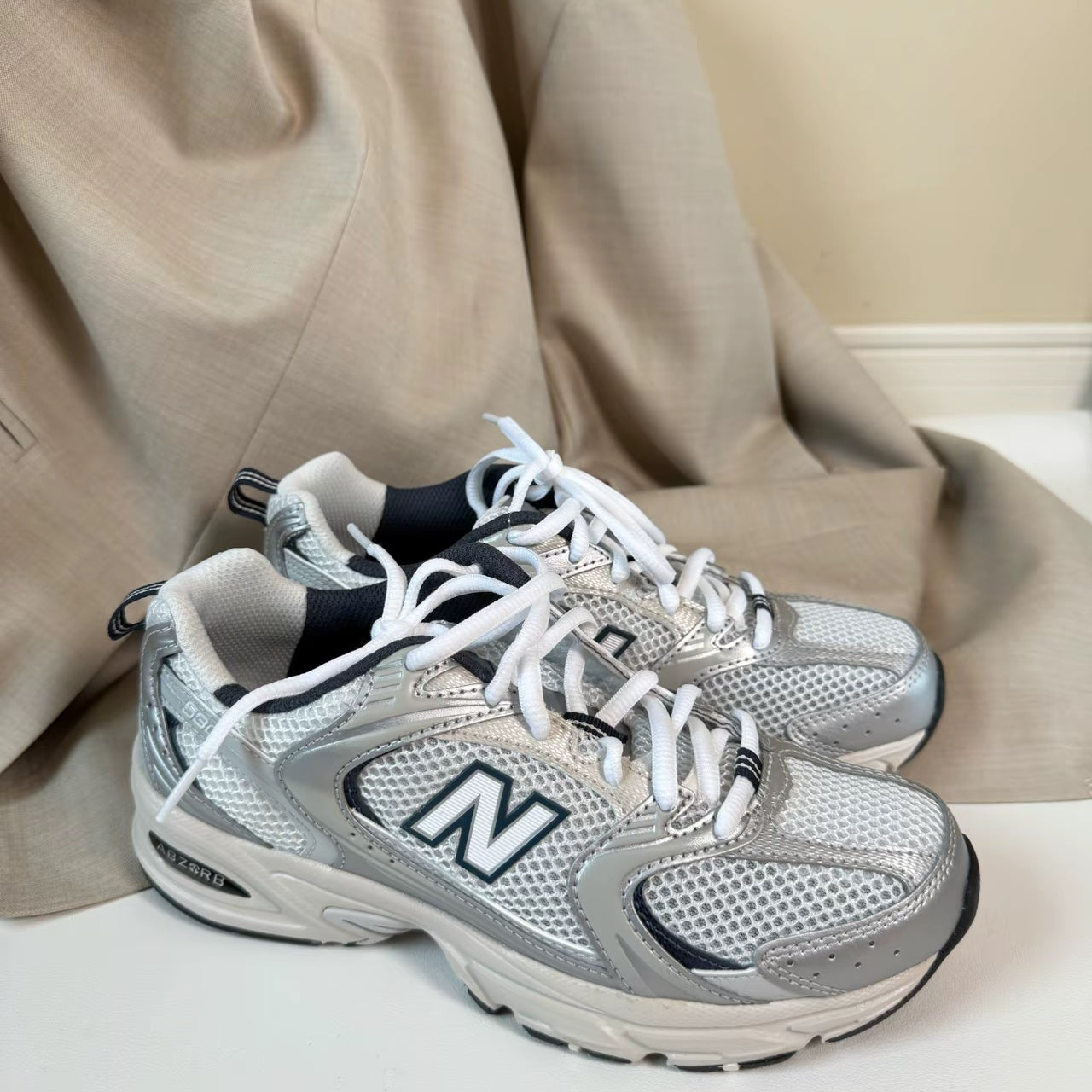 New Balance 530 灰銀 (MR530KA)