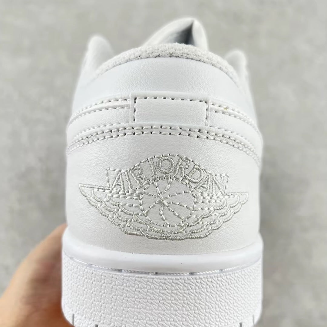 Air Jordan 1 Low 全白 (553558-136)