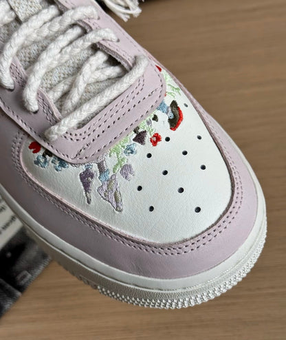 Nike Air Force WMNS 春日風主題 (IB8874-111)