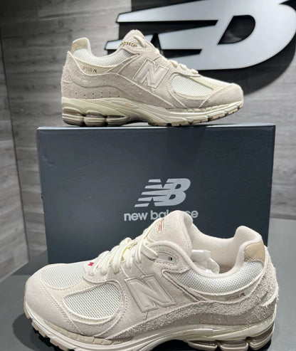 (秋季優惠) New Balance 2002 CNY 米白 (M2002RHX)
