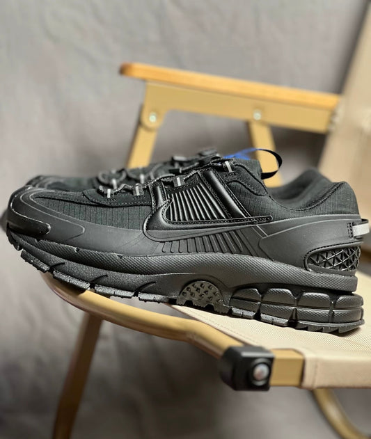 Nike Zoom Vomero Roam 黑色 (FV2295-002)