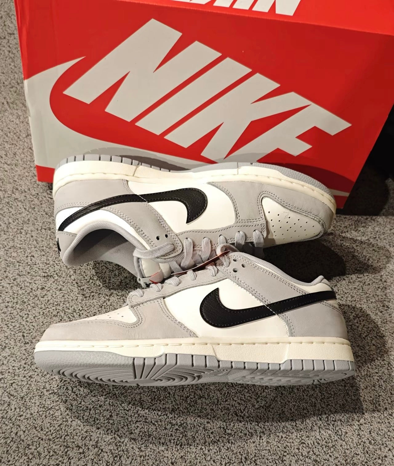 Nike Dunk Low 煙灰 (IB3079-101)