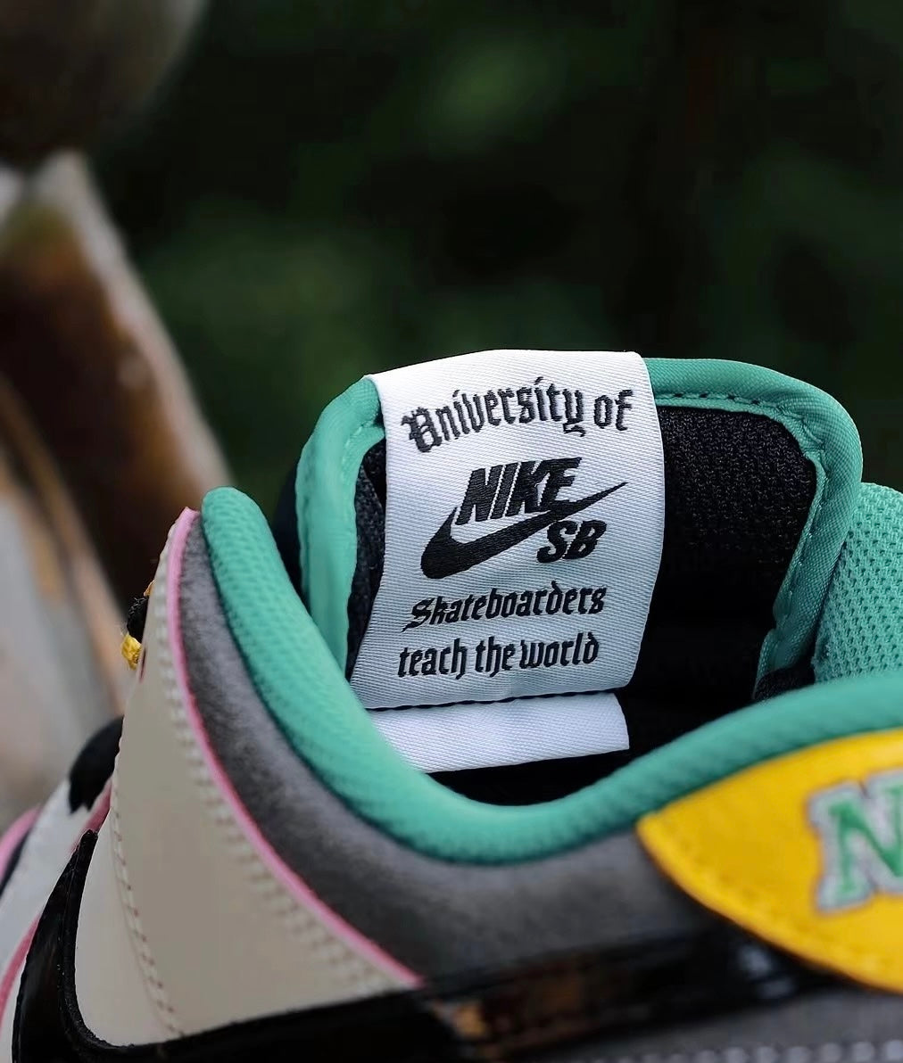 Nike Dunk Low CSEF (HJ4132-100)