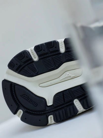 MIZUNO Racer V2 Sliver Cream (D1GH250606)