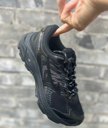 MIZUNO Racer V2 Triple Black (D1GH250604)