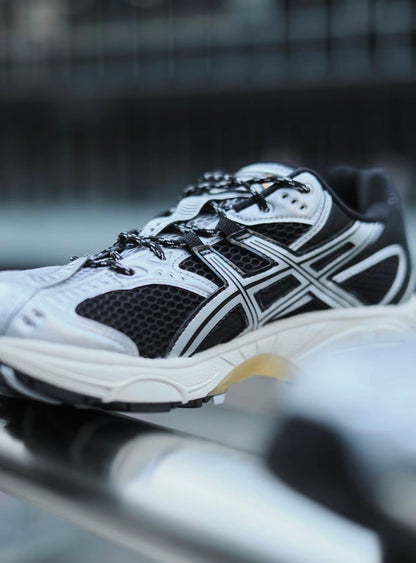Asics Gel-Nimbus 10.1 銀黑棕 (1203A543-020)
