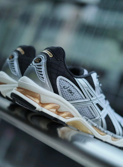 Asics Gel-Nimbus 10.1 銀黑棕 (1203A543-020)