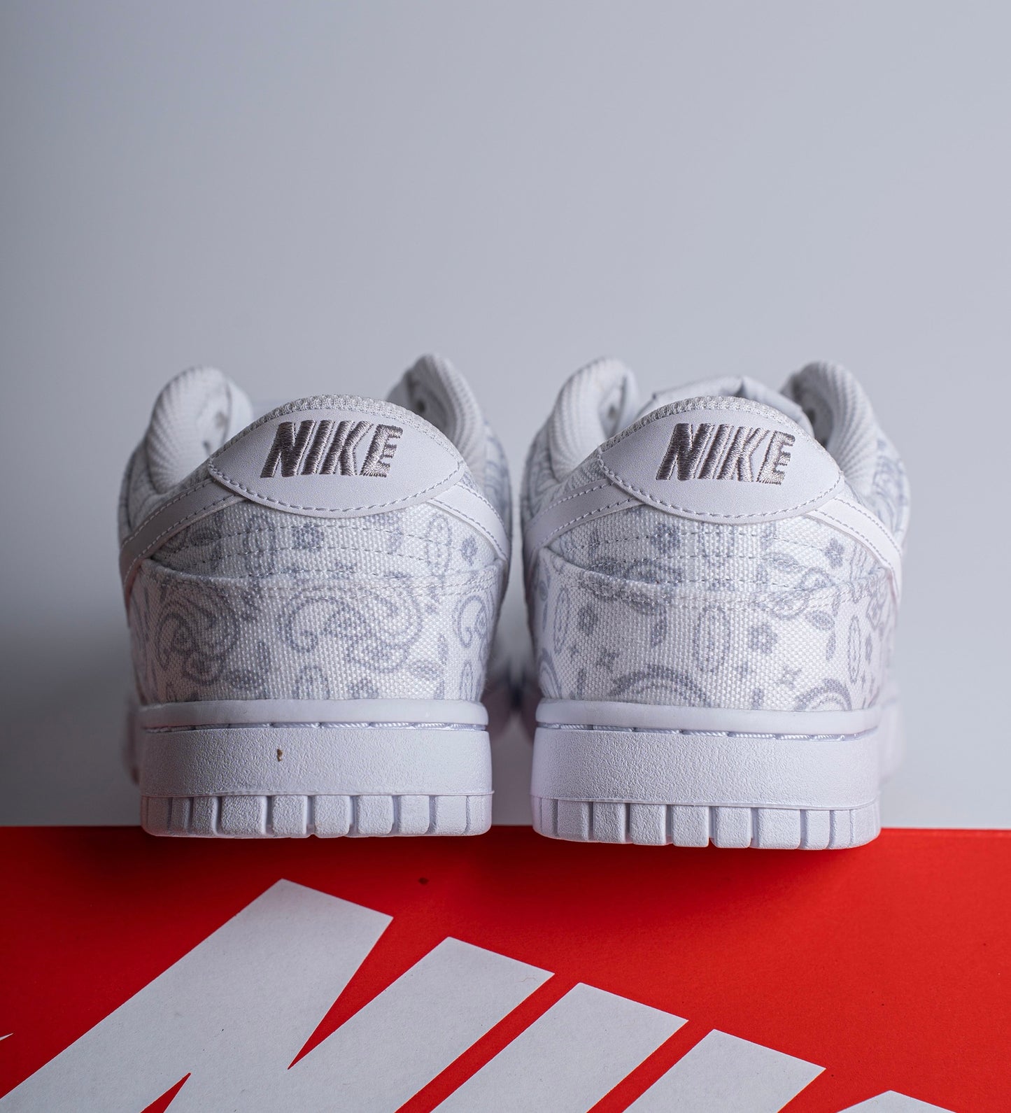 Nike Dunk Low “White Paisley“ (DJ9955-100)