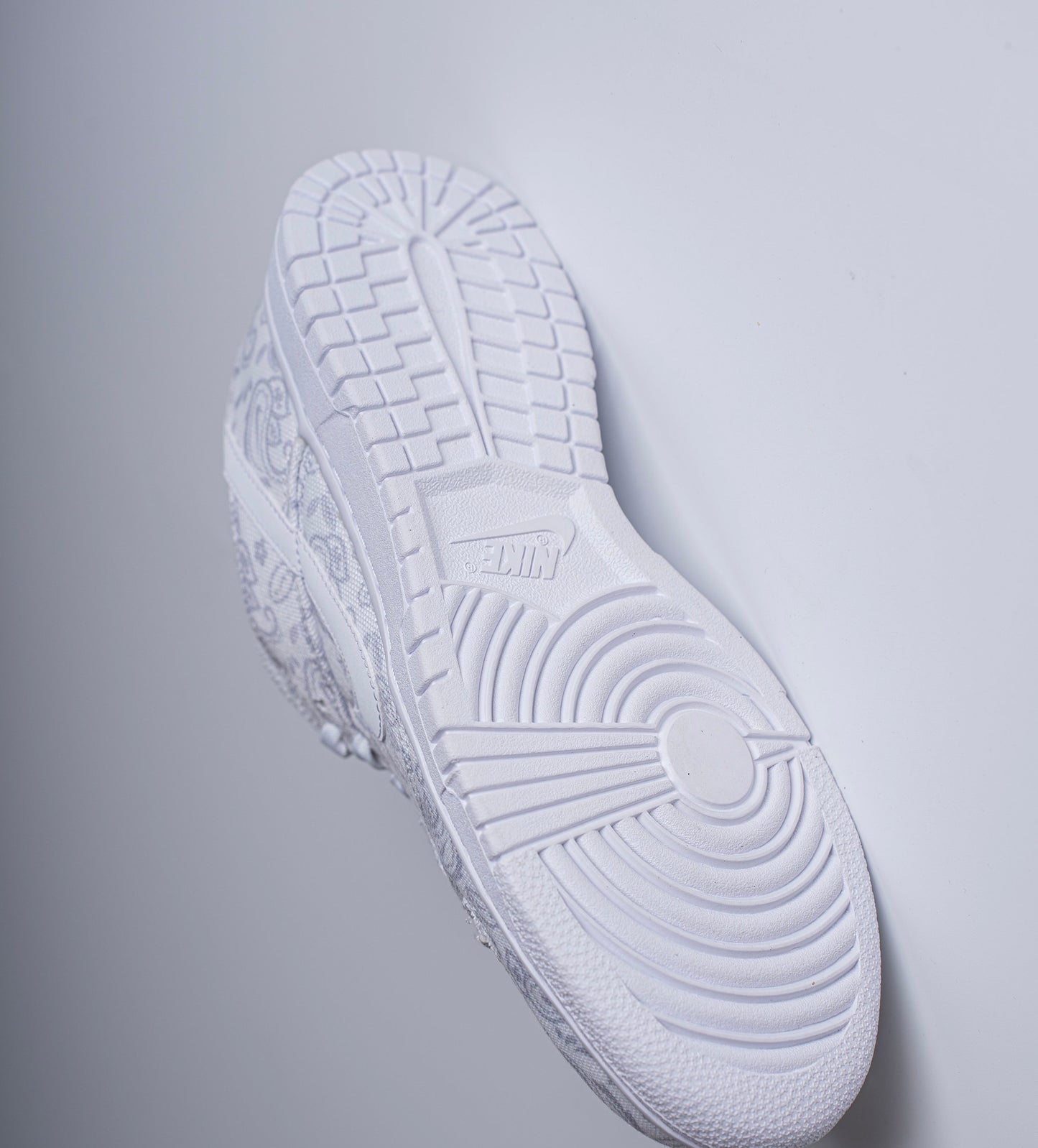 Nike Dunk Low “White Paisley“ (DJ9955-100)