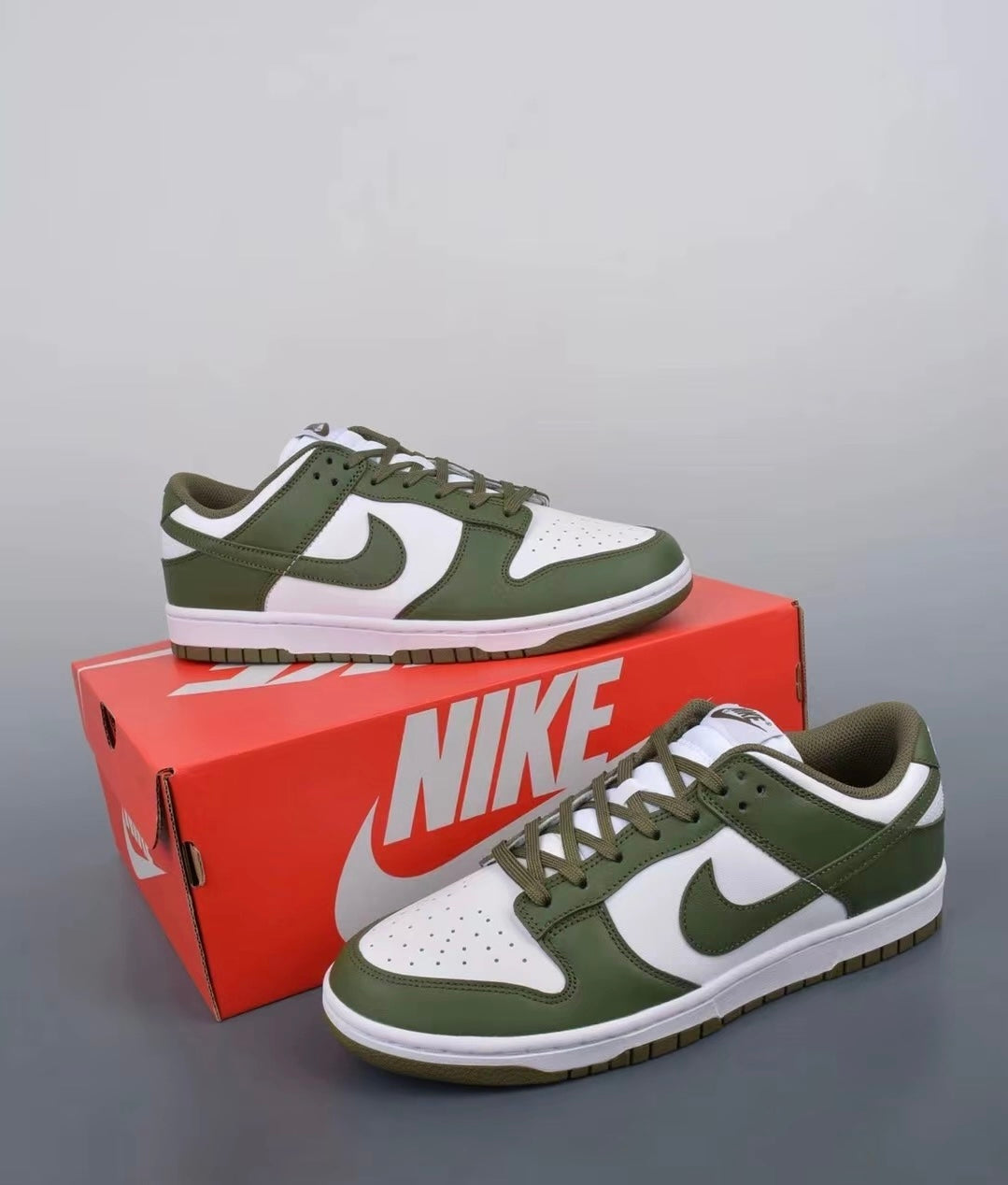 Nike Dunk Low “Medium Olive“ (DD1503-120)