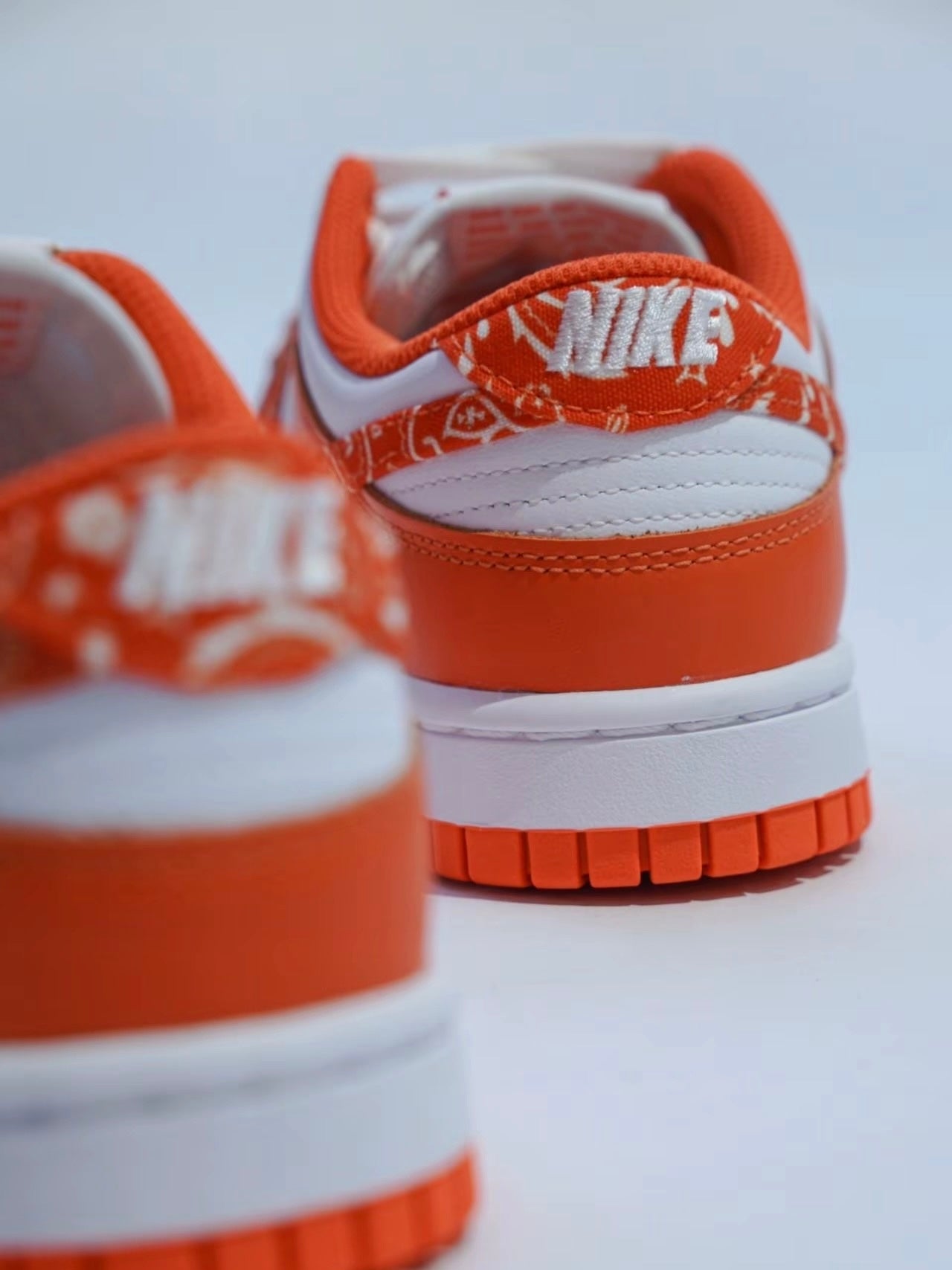 Nike Dunk Low ESS “Orange Paisley“ (DH4401-103)