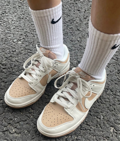 Nike Dunk Low “Hump” (DD1873-200)