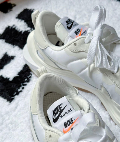 Nike Sacai VaporWaffle White And Gum 米白 (DD1875-100)