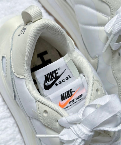 Nike Sacai VaporWaffle White And Gum 米白 (DD1875-100)