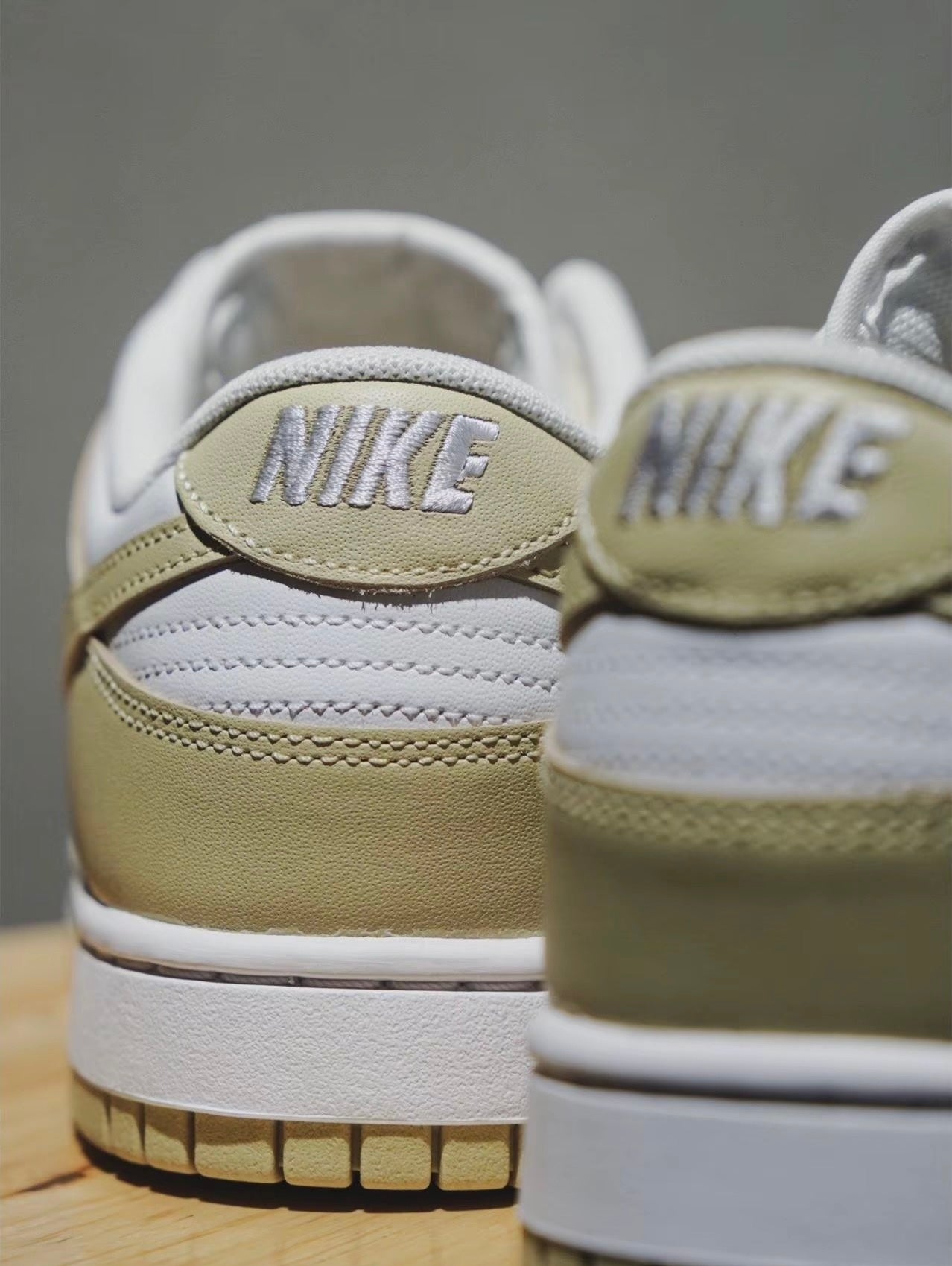 Team Gold Dunk Low (DV0833-100)