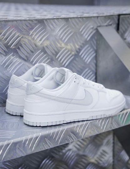 Triple White Dunk Low (DV0831-101)