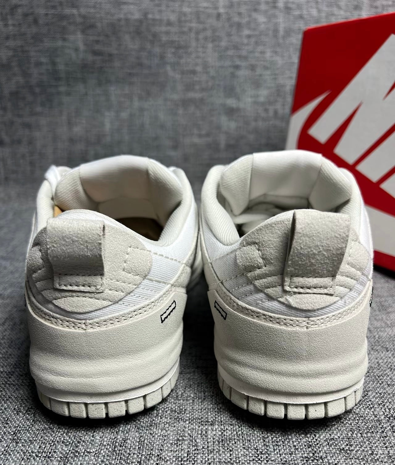 Dunk low Disrupt 2 “灰白色” (DH4402-101)