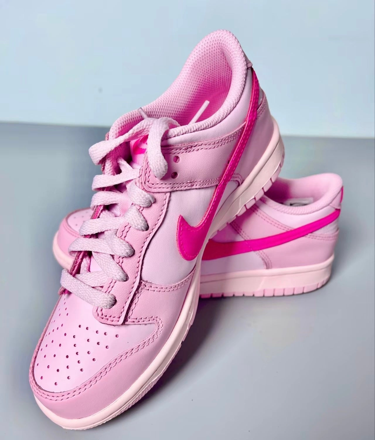 Nike Dunk Low Triple Pink (DH9765-600)