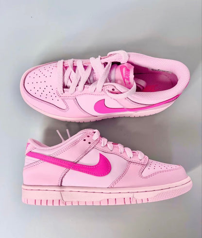 Nike Dunk Low Triple Pink (DH9765-600)