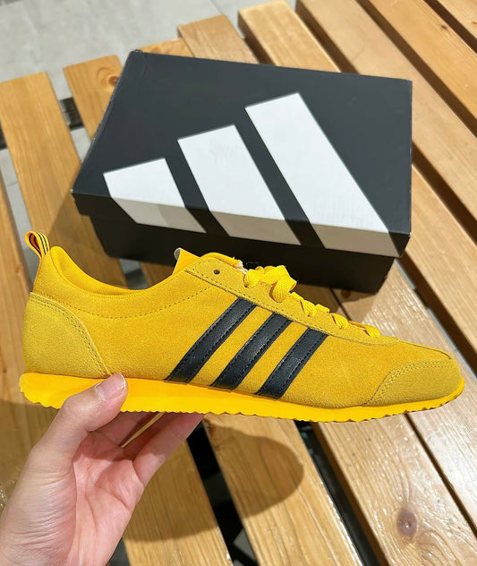 Adidas VS JOG 2.0 黃色 (JS1122)