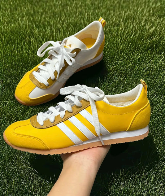 Adidas VS JOG 2.0 黃白 (JP5760)