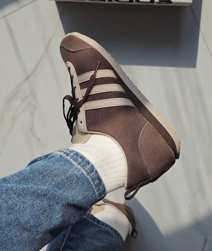 Adidas VS JOG 2.0 棕色 (JS1123)