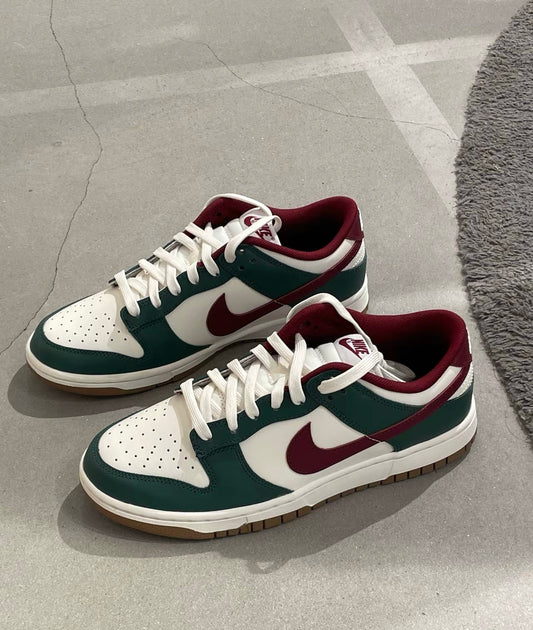 Nike Dunk Low - Gorge Green (FB7160-161)