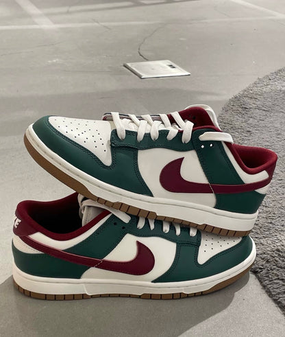 Nike Dunk Low - Gorge Green (FB7160-161)