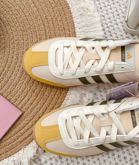 Adidas VS JOG 2.0 棕白 (JI2437)