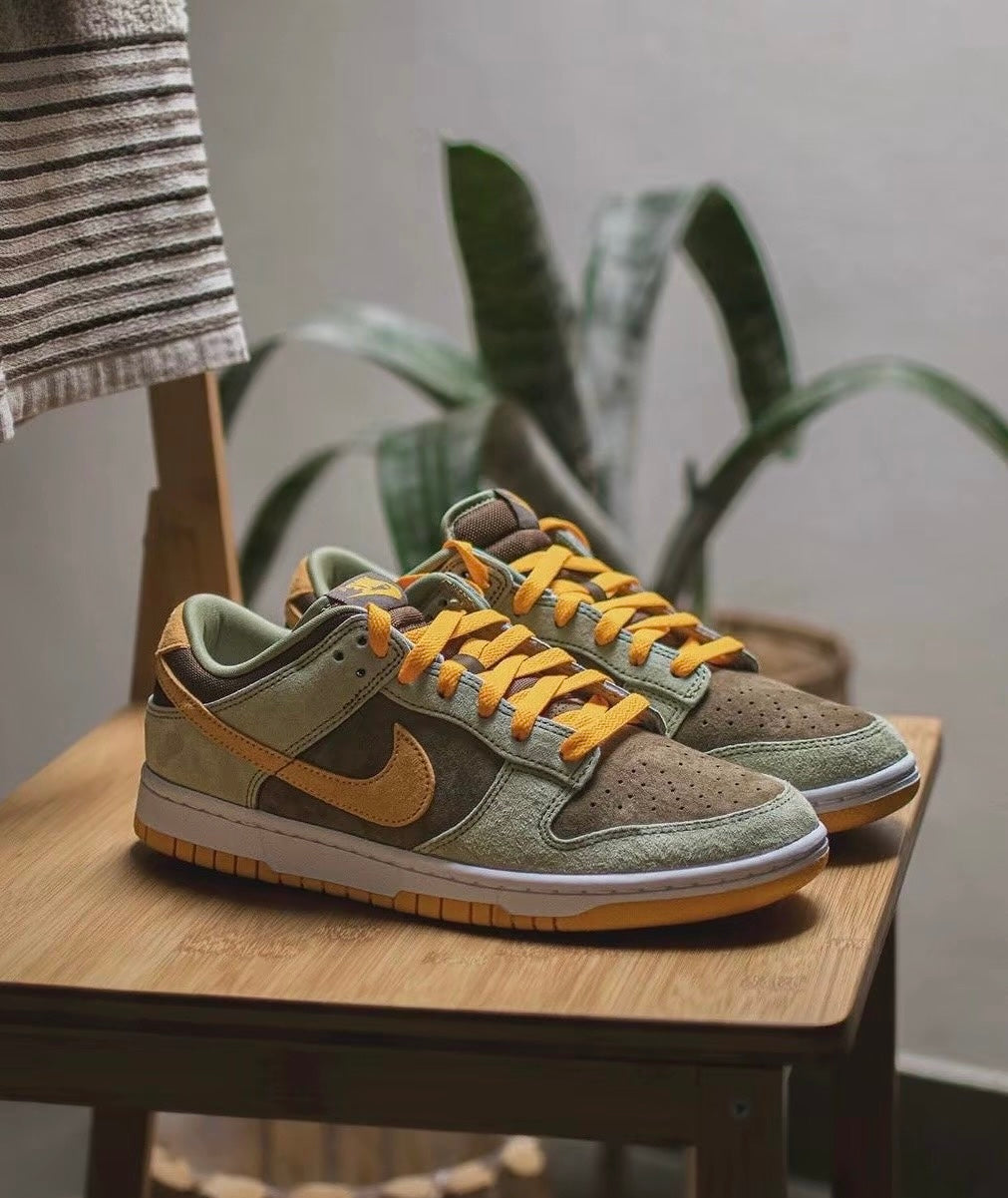 Nike Dunk Low - Dusty Olive 2023 (DH5360-300)