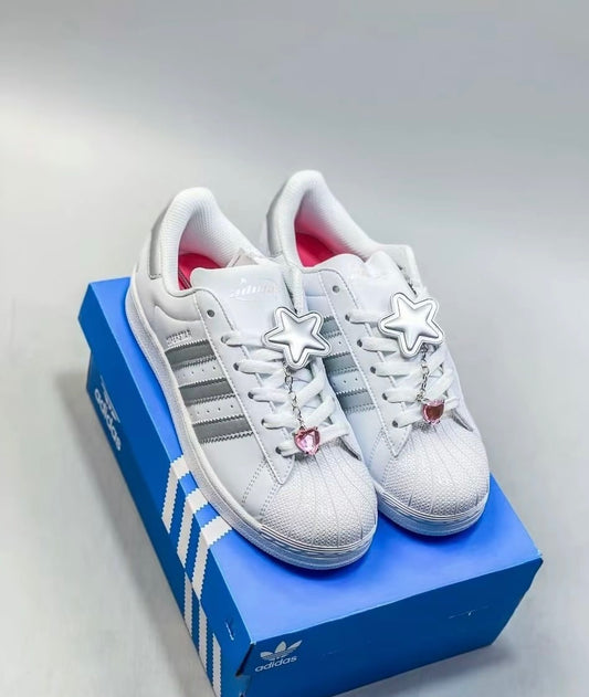 Adidas Originals Superstar 白銀 (JQ8777)