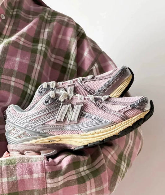 New Balance 1906R Silver Pink (U1906RNF)