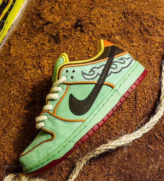 Nike SB Dunk Low Retro Shenron 西部狂想曲 (HF3058-300)