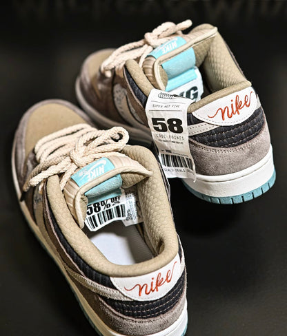 NIKE SB DUNK LOW BIG MONEY SAVINGS (FZ3129-200)