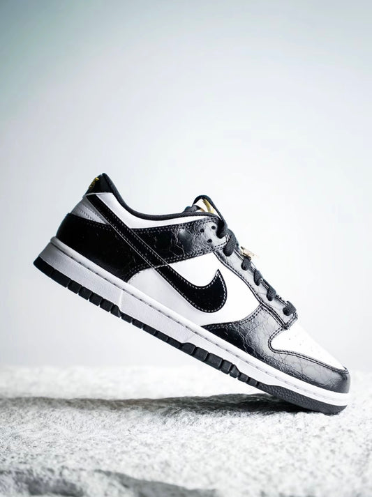 Nike Dunk Low WORLD CHAMP黑白熊貓 (DR9511-100)