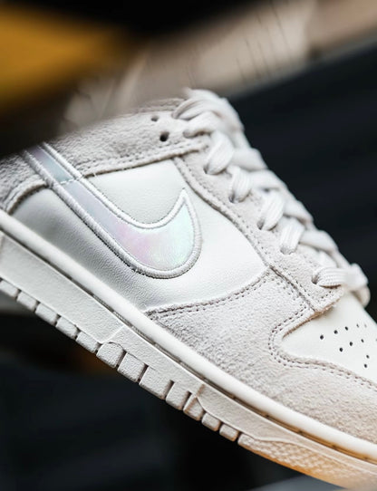 NIKE DUNK LOW ”IRIDESCENT“ (HF5074-133)