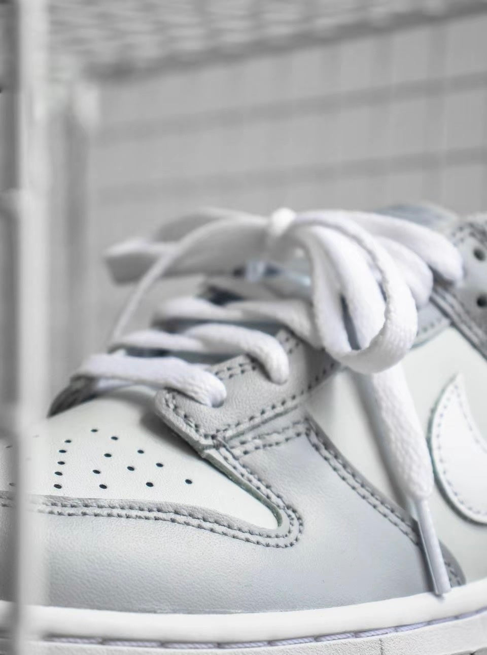 Nike Dunk Low GS “Grey White” (DH9765-001)