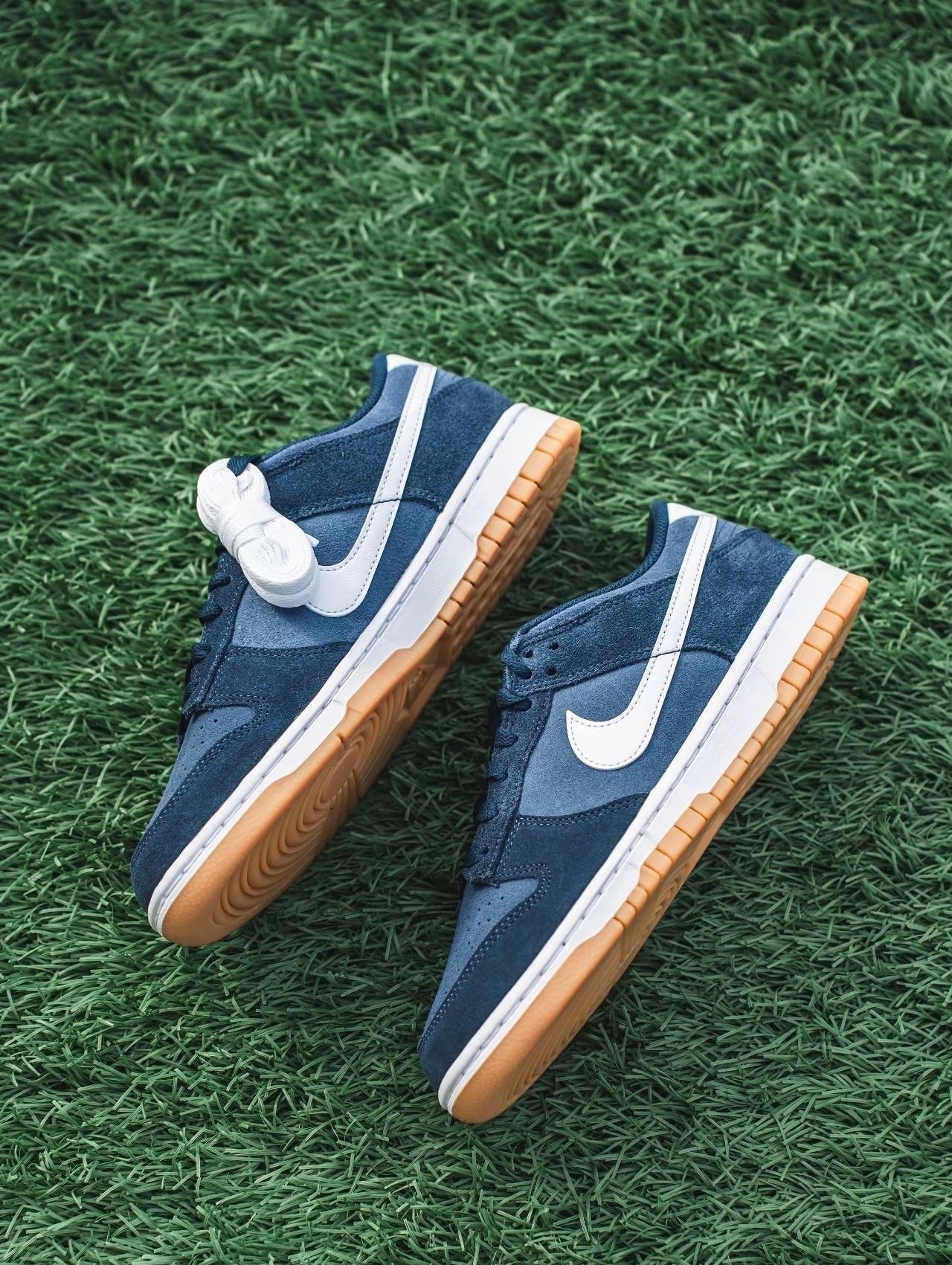 NIKE DUNK LOW SE MONSOON BLUE (HQ1931-400)