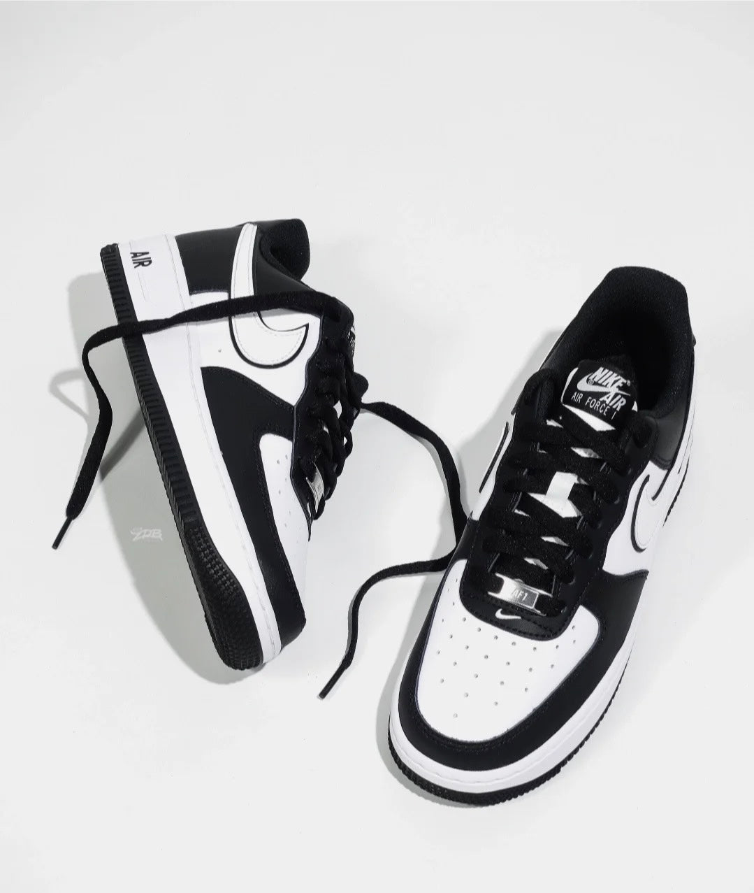 Nike Air Force 1 Low “Panda” (DV0788-001)