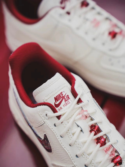 Nike Air Force 1 Low - Valentine‘s Day (FZ5068-161)